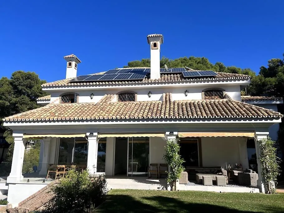 Villa Privada Con Piscina En Malaga