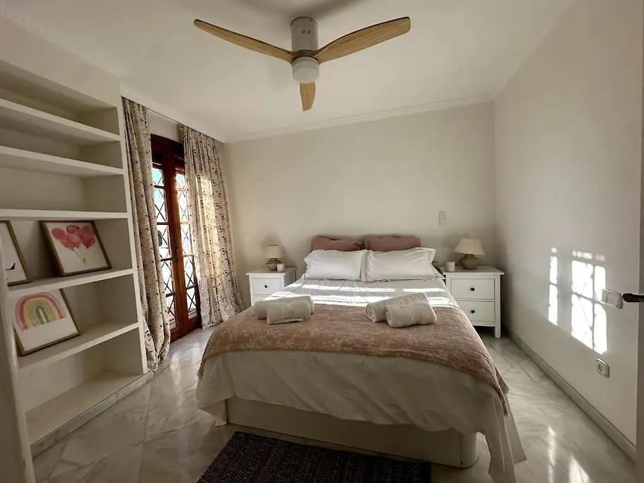 Villa Privada Con Piscina En Malaga